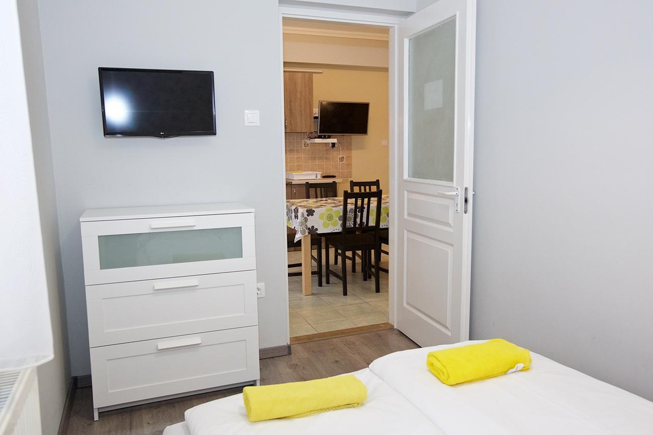 Zoli Apartmanok-Timi Koelcsey 34-36 Hajdúszoboszló Exteriör bild
